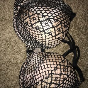 VS “Very Sexy Push-up” line - only worn once!